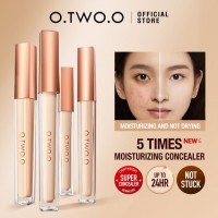 O.TWO.O Light-Weight And Seamless Concealer